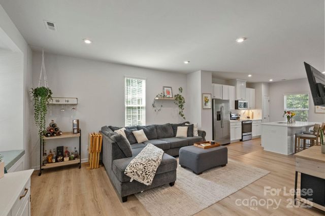 4113 Edenborn Lane, Charlotte, NC 28208