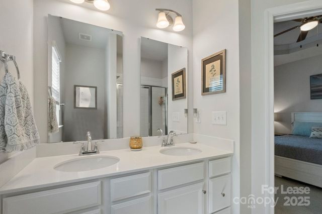 4113 Edenborn Lane, Charlotte, NC 28208