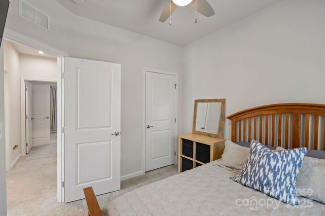 4113 Edenborn Lane, Charlotte, NC 28208