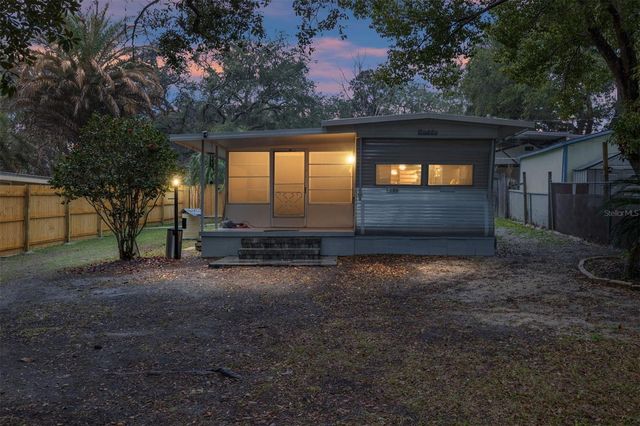 2142 SE 185TH TERRACE, Silver Springs, FL 34488