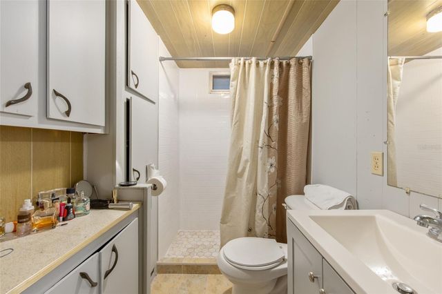 2142 SE 185TH TERRACE, Silver Springs, FL 34488