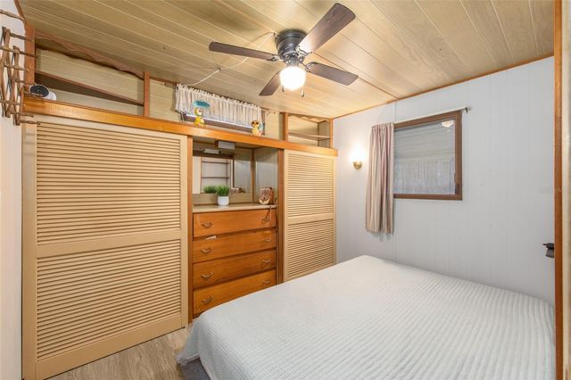 2142 SE 185TH TERRACE, Silver Springs, FL 34488