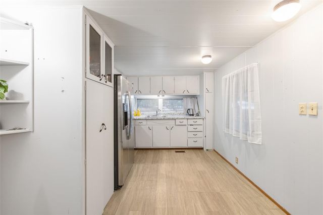 2142 SE 185TH TERRACE, Silver Springs, FL 34488