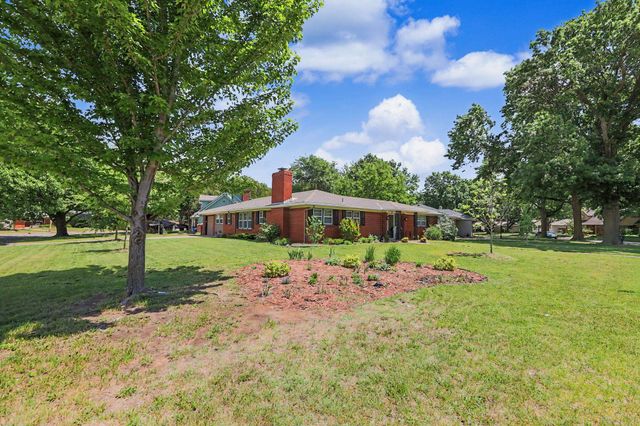 6202 E Beachy, Wichita, KS 67208