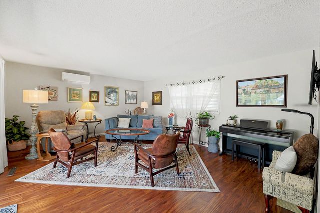 6202 E Beachy, Wichita, KS 67208