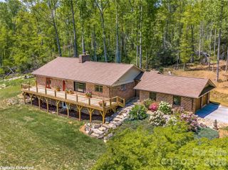 195 Red Bird Road, Spruce Pine, NC 28777
