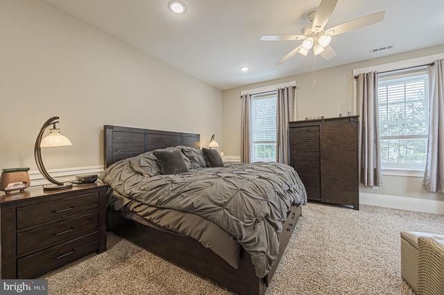 238 LINCOLN AVE, Mount Holly, NJ 08060