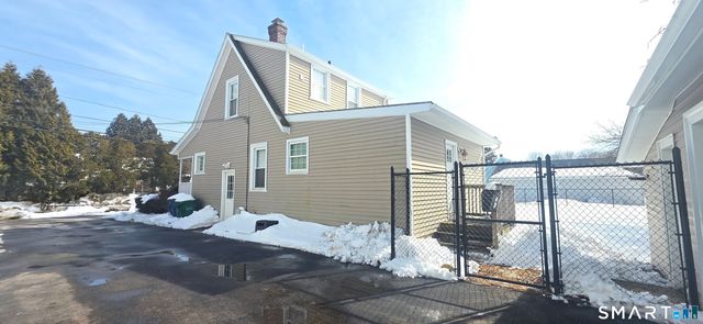 74 Clark Lane, Waterford, CT 06385