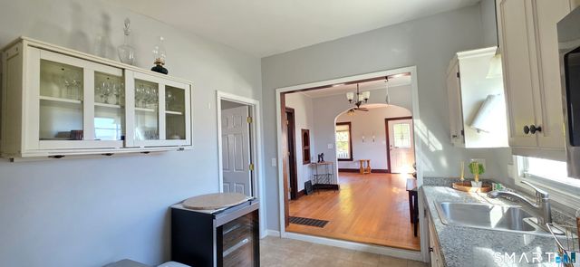 74 Clark Lane, Waterford, CT 06385