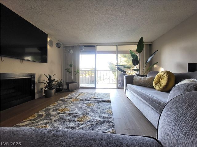 750 South Royal Crest Circle 342, Las Vegas, NV 89169