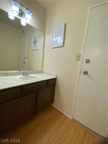 750 South Royal Crest Circle 342, Las Vegas, NV 89169