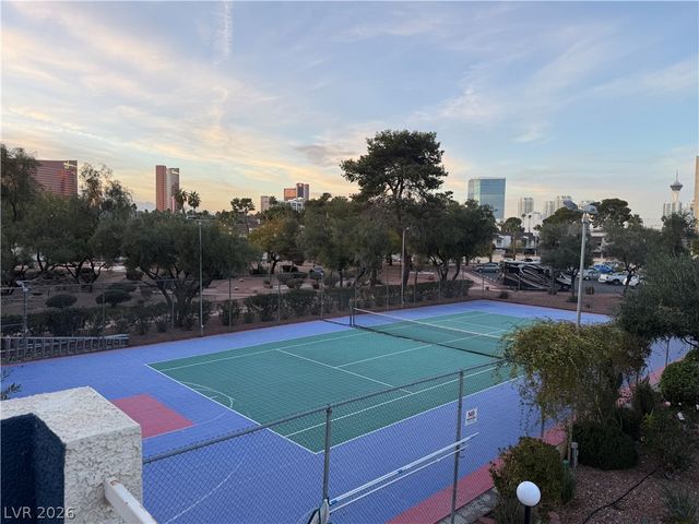 750 South Royal Crest Circle 342, Las Vegas, NV 89169