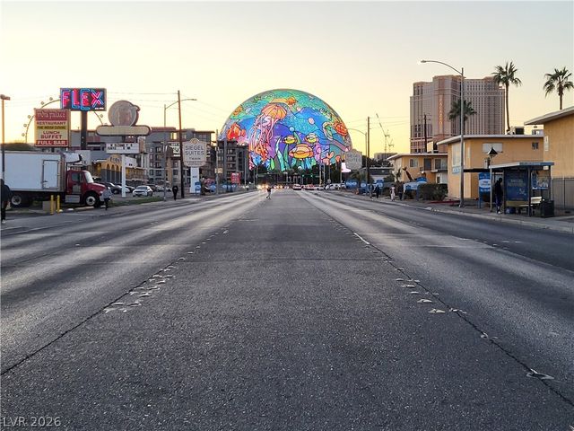 750 South Royal Crest Circle 342, Las Vegas, NV 89169