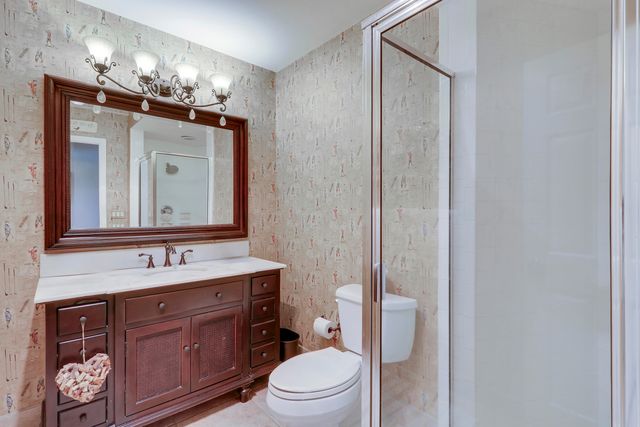 856 Country Club Drive, North Palm Beach, FL 33408