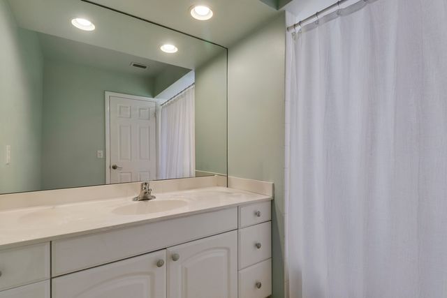 856 Country Club Drive, North Palm Beach, FL 33408