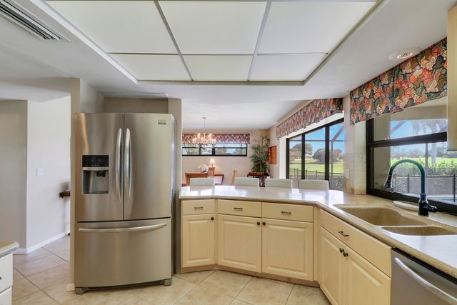 856 Country Club Drive, North Palm Beach, FL 33408