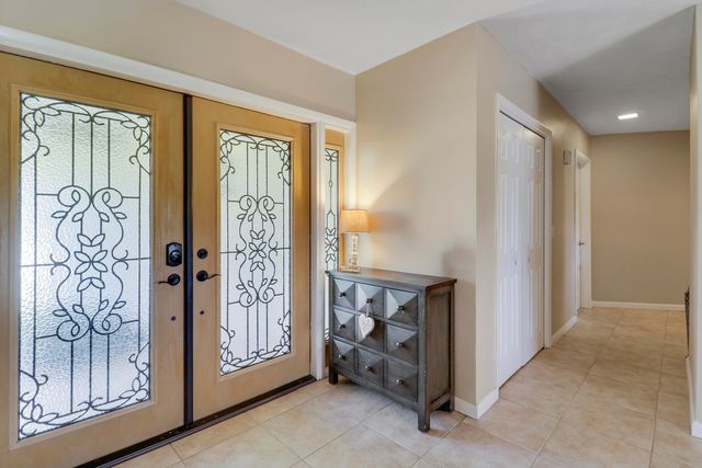 856 Country Club Drive, North Palm Beach, FL 33408