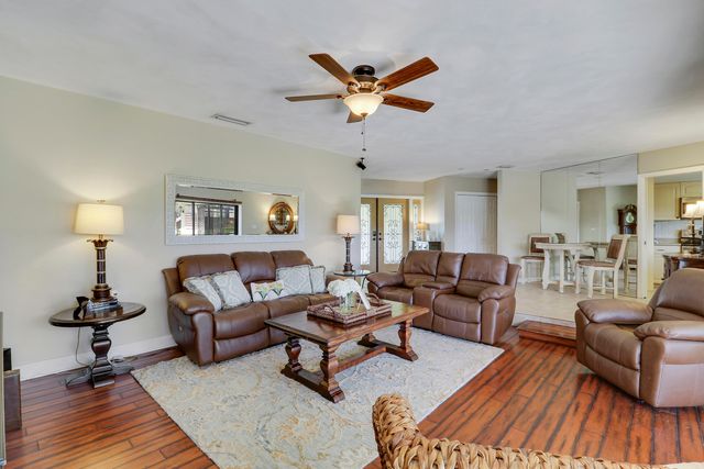 856 Country Club Drive, North Palm Beach, FL 33408