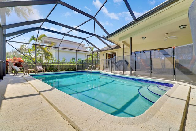 856 Country Club Drive, North Palm Beach, FL 33408