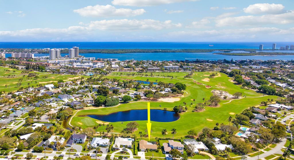 856 Country Club Drive, North Palm Beach, FL 33408