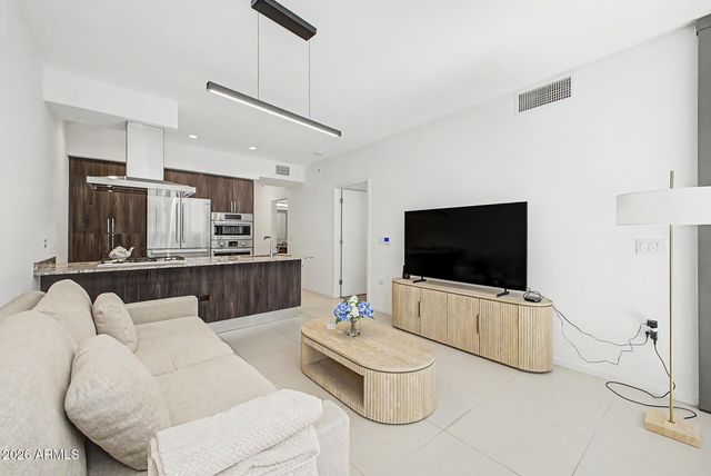 7180 E KIERLAND Boulevard 404, Scottsdale, AZ 85254