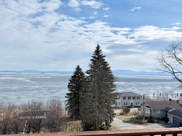 12 Lumber Street, Port Kent, NY 12975