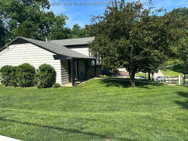 1406 Martha Road, South Charleston, WV 25303