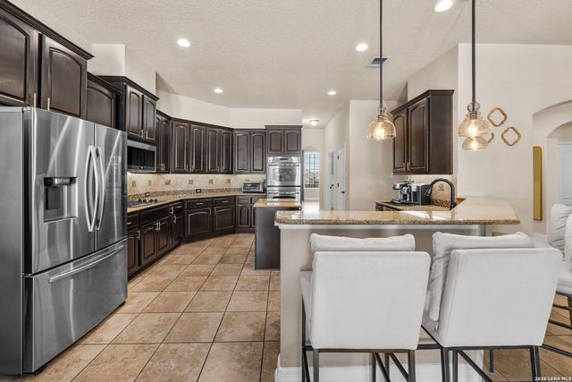 6616 Ivy Dove, Schertz, TX 78154