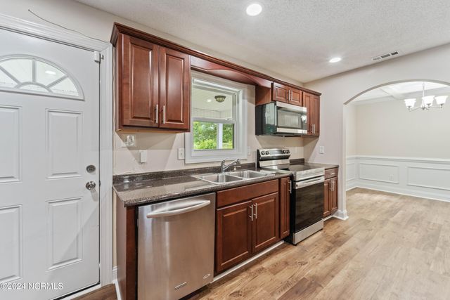 1019 River Street, Jacksonville, NC 28540