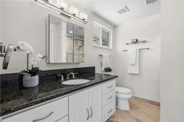 2003 W Willow Avenue, Orange, CA 92868