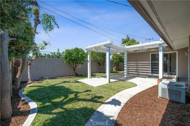 2003 W Willow Avenue, Orange, CA 92868