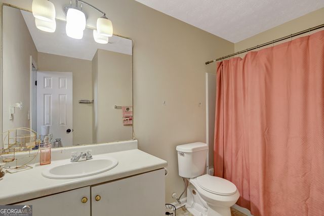 1412 Pebble Beach Lane, Hampton, GA 30228