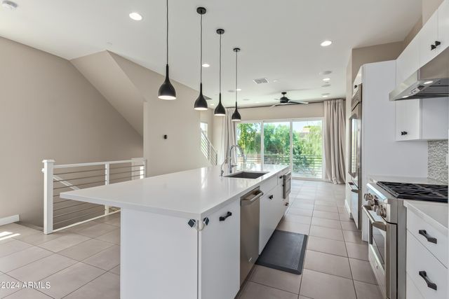 3104 N 71ST Street, Scottsdale, AZ 85251