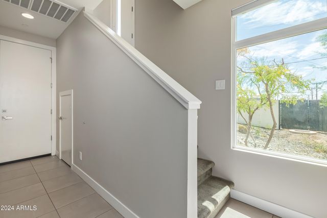 3104 N 71ST Street, Scottsdale, AZ 85251