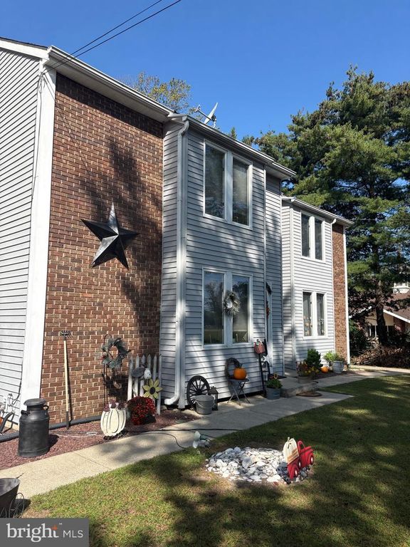 184 HIGHLAND AVE, Vineland, NJ 08361