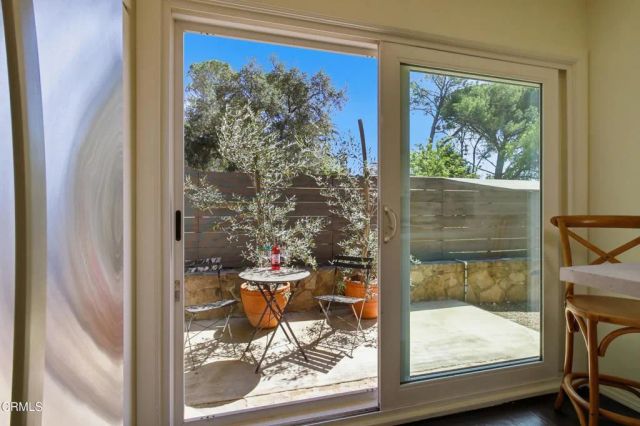 1310 McAndrew Road, Ojai, CA 93023
