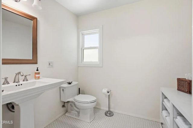 1310 McAndrew Road, Ojai, CA 93023