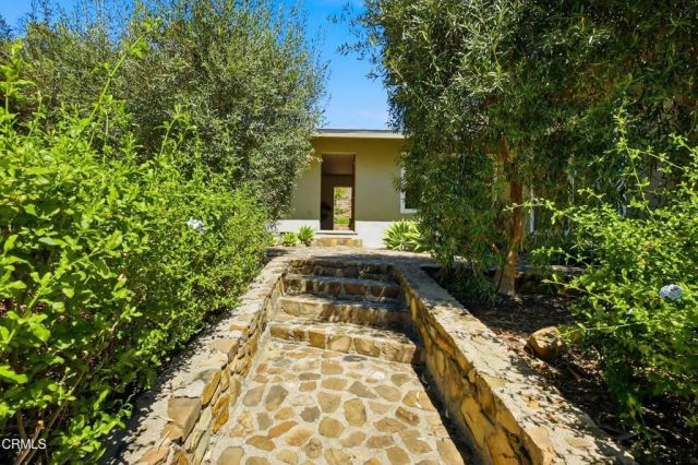 1310 McAndrew Road, Ojai, CA 93023