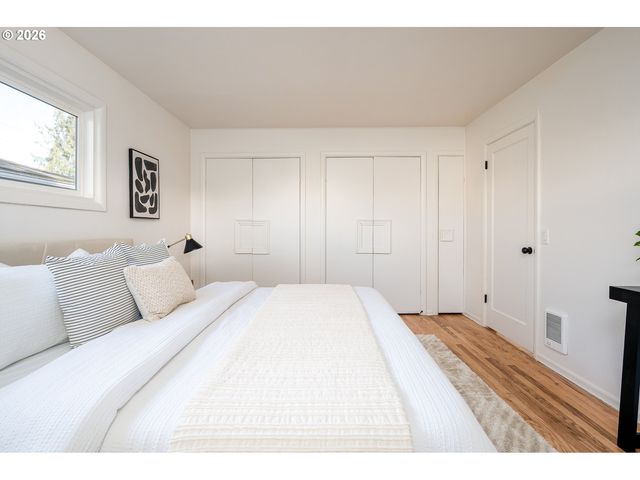 5408 Ne 46th Pl, Portland, OR 97218