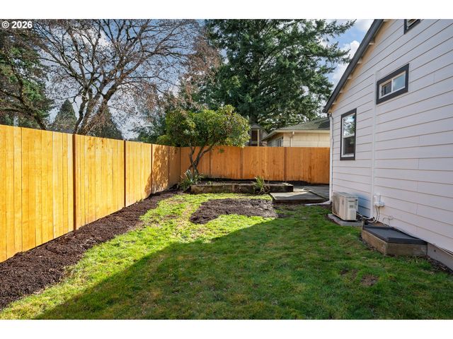 5408 Ne 46th Pl, Portland, OR 97218