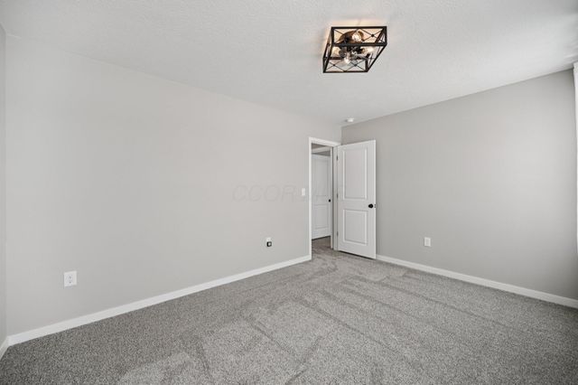 4462 Kabarda Way, Hilliard, OH 43026