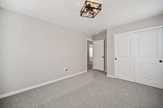 4462 Kabarda Way, Hilliard, OH 43026