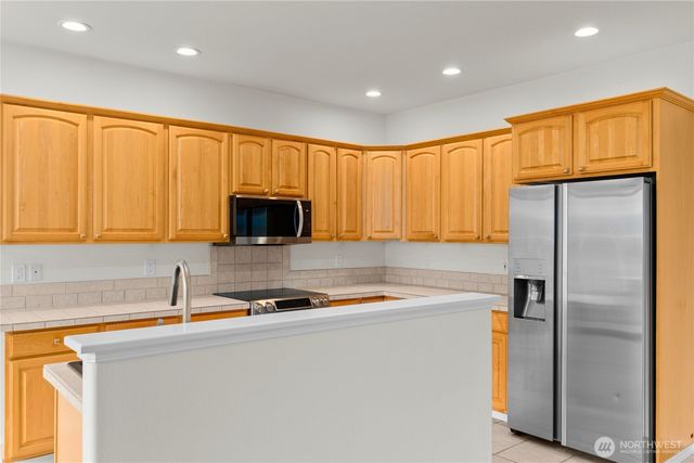 4102 Stonehaven Lane SE, Olympia, WA 98501