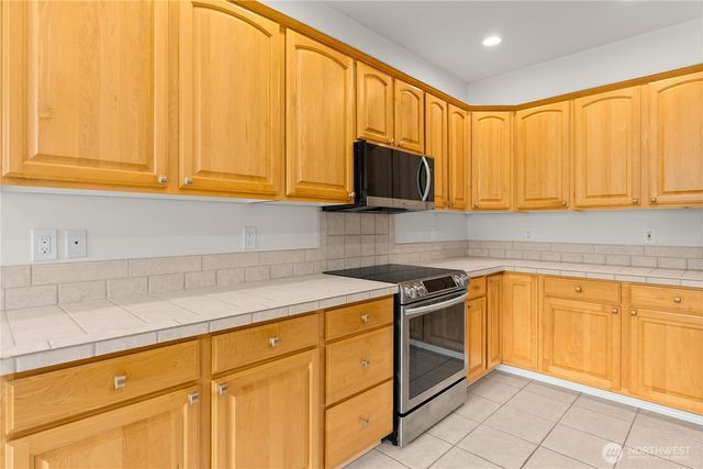 4102 Stonehaven Lane SE, Olympia, WA 98501