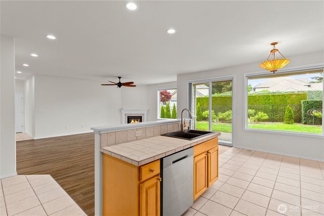 4102 Stonehaven Lane SE, Olympia, WA 98501