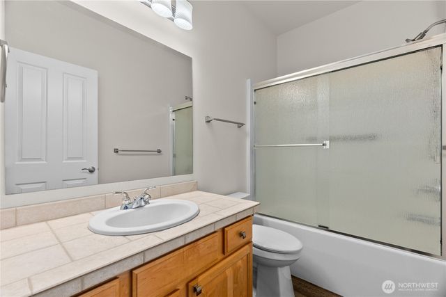 4102 Stonehaven Lane SE, Olympia, WA 98501