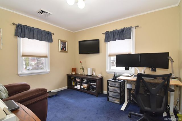 123 Hildreth Place, Yonkers, NY 10704