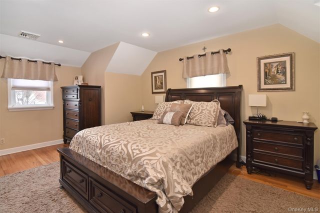 123 Hildreth Place, Yonkers, NY 10704