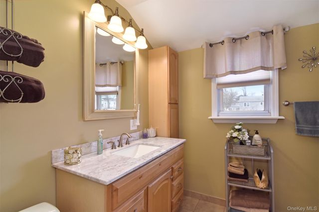 123 Hildreth Place, Yonkers, NY 10704