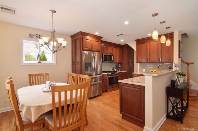 123 Hildreth Place, Yonkers, NY 10704